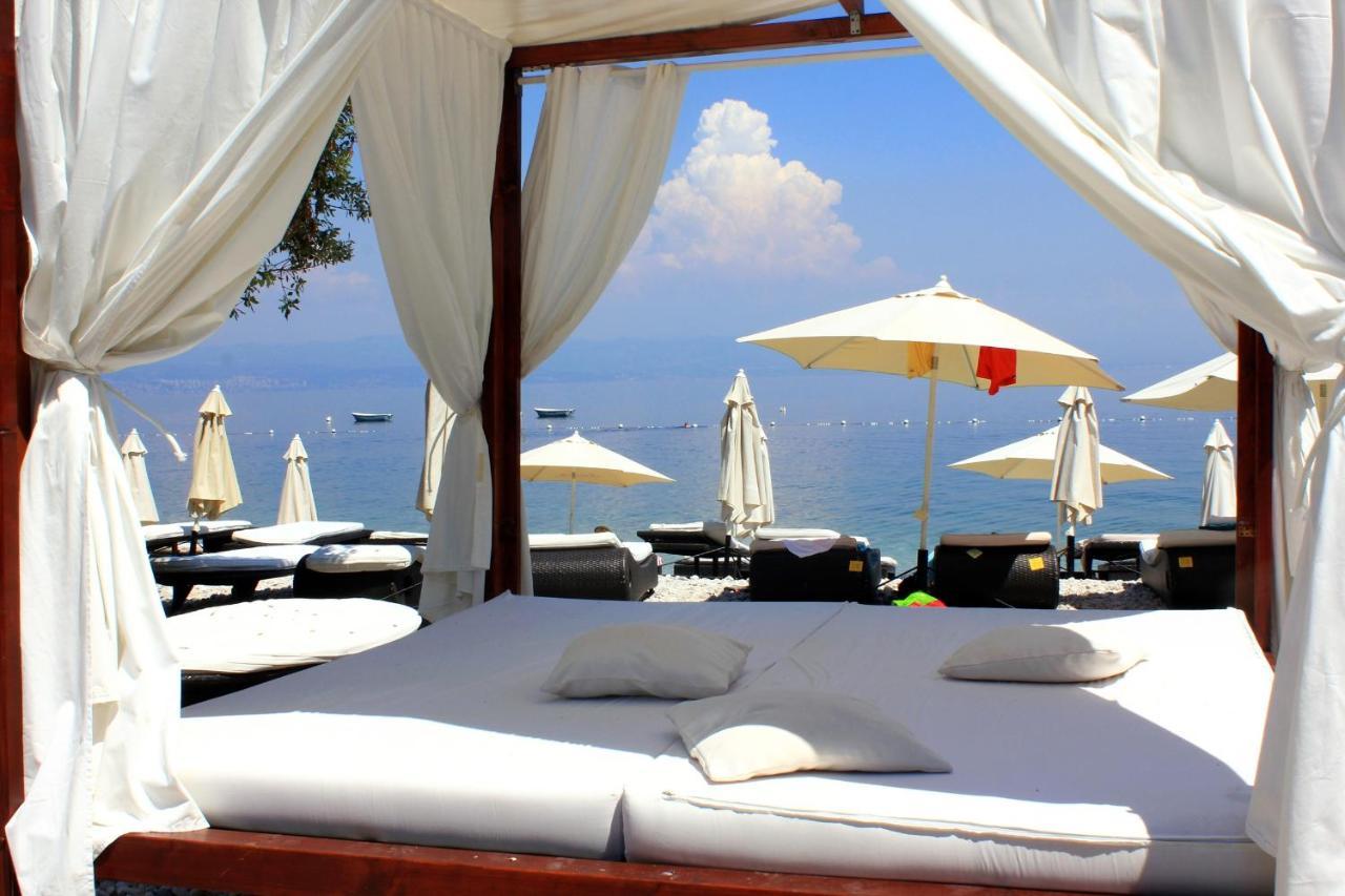 Apartments And Rooms By The Sea Medveja, Opatija - 2305 Lovran Eksteriør billede