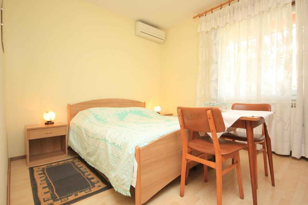 Apartments And Rooms By The Sea Medveja, Opatija - 2305 Lovran Eksteriør billede